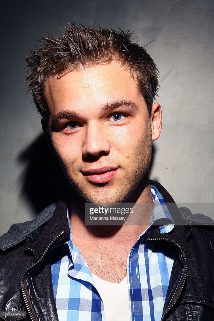 Lincoln Lewis