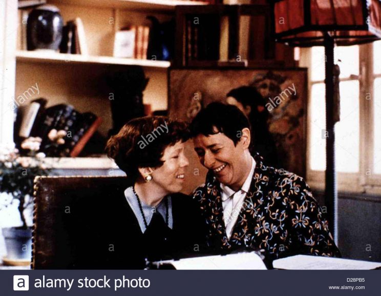 Linda Bassett