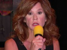Linda Blair photo