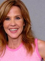 Linda Blair photo
