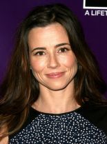 Linda Cardellini photo