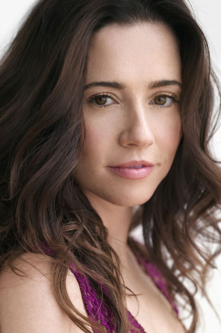 Linda Cardellini