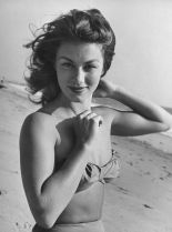 Linda Christian