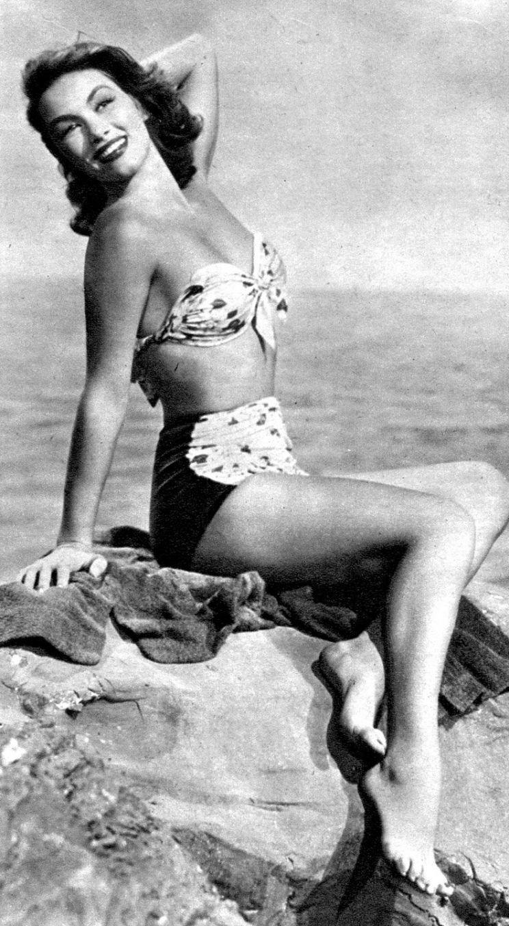 Linda Christian