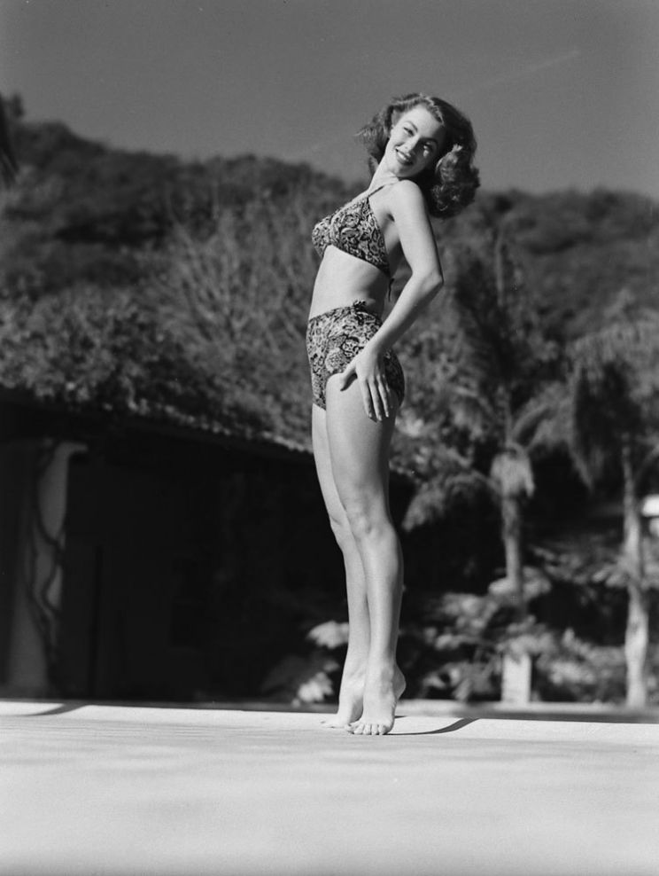 Linda Christian