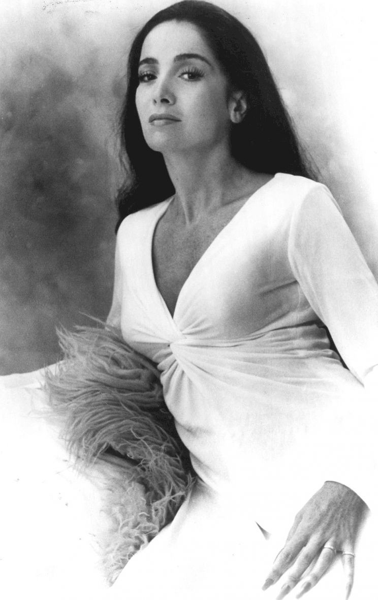 Linda Cristal