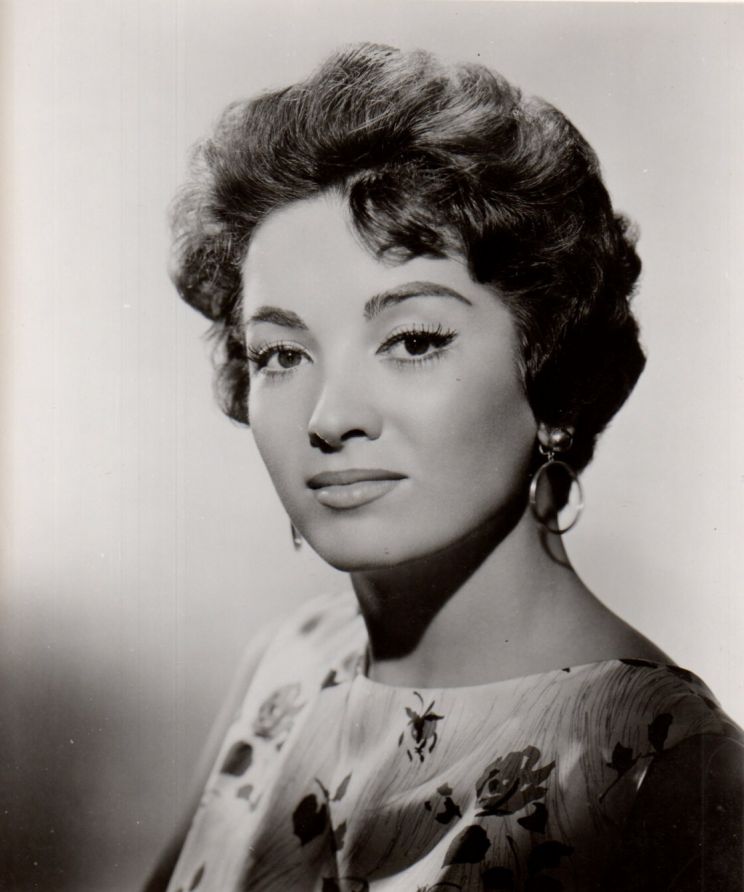 Linda Cristal