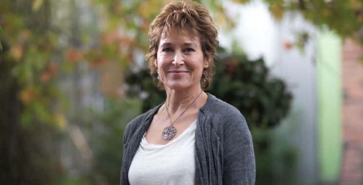 Linda Cropper