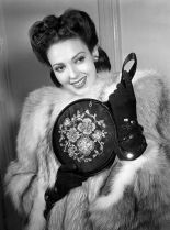 Linda Darnell #589919 picture (Portrait Medium)