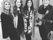 Linda Davis