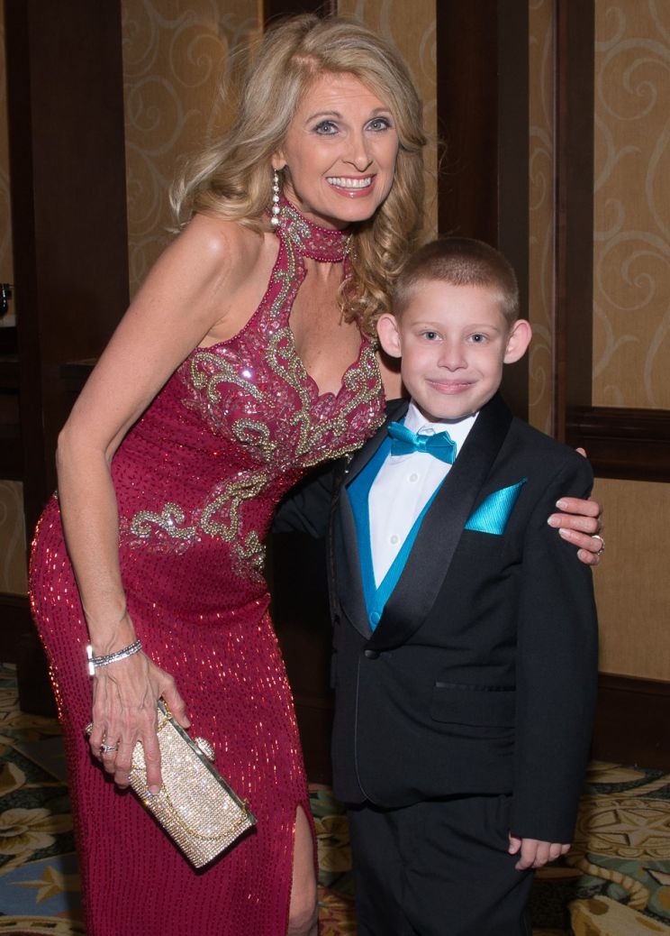Linda Davis