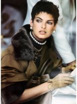 Linda Evangelista photo