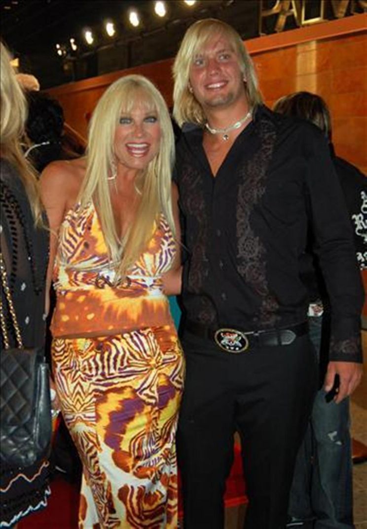 Linda Hogan