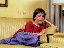 Linda Hunt