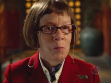 Linda Hunt