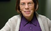 Linda Hunt