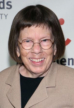 Linda Hunt