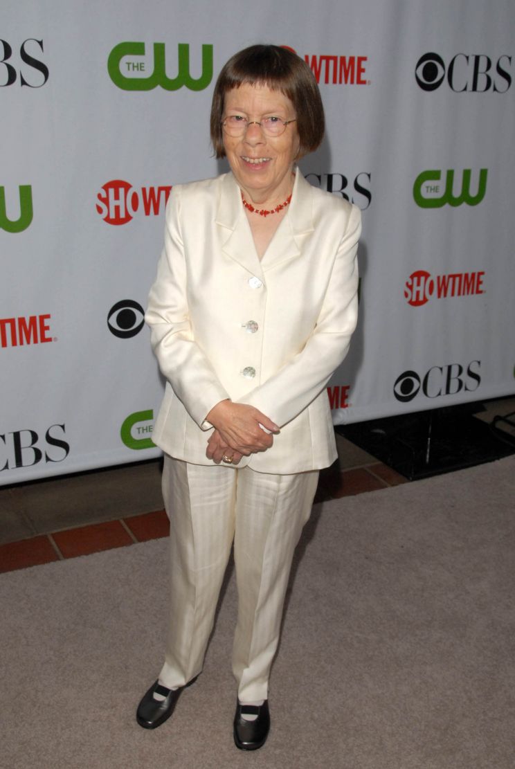 Linda Hunt