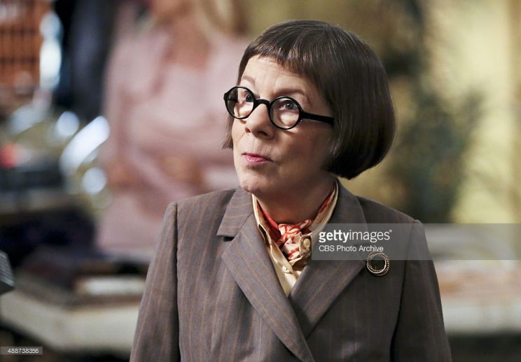 Linda Hunt