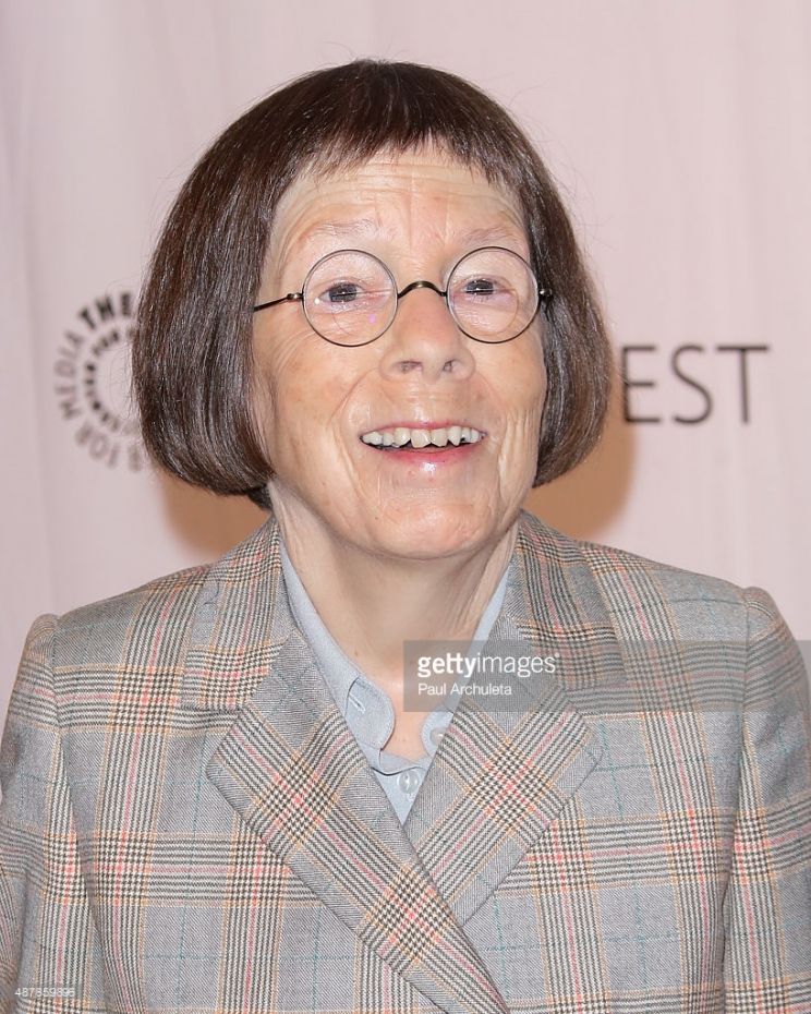 Linda Hunt