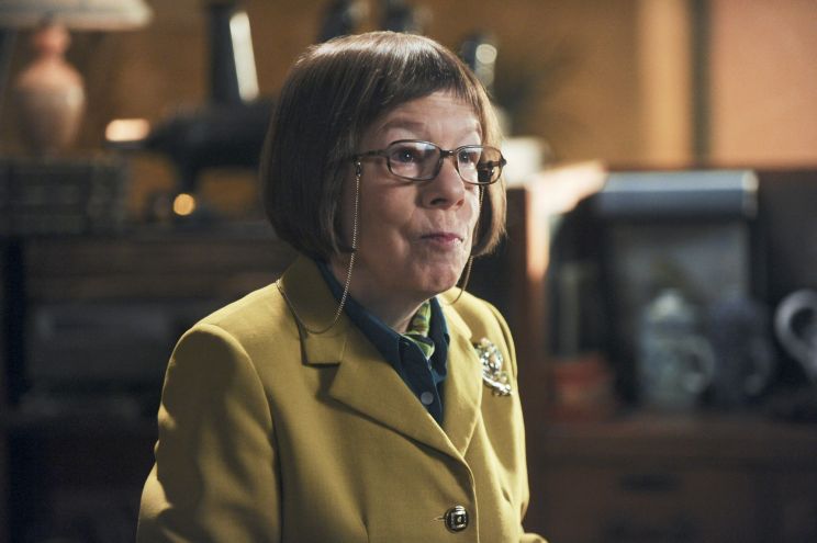 Linda Hunt