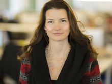 Linda Kozlowski photo