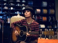 Linda Perry