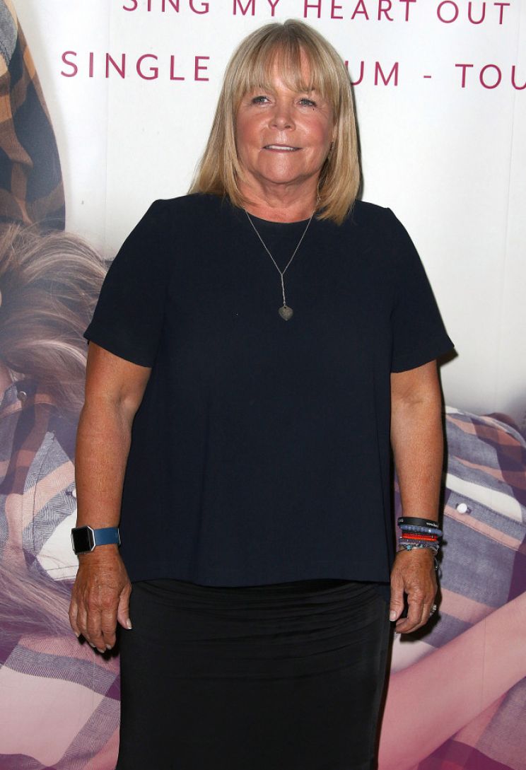 Linda Robson