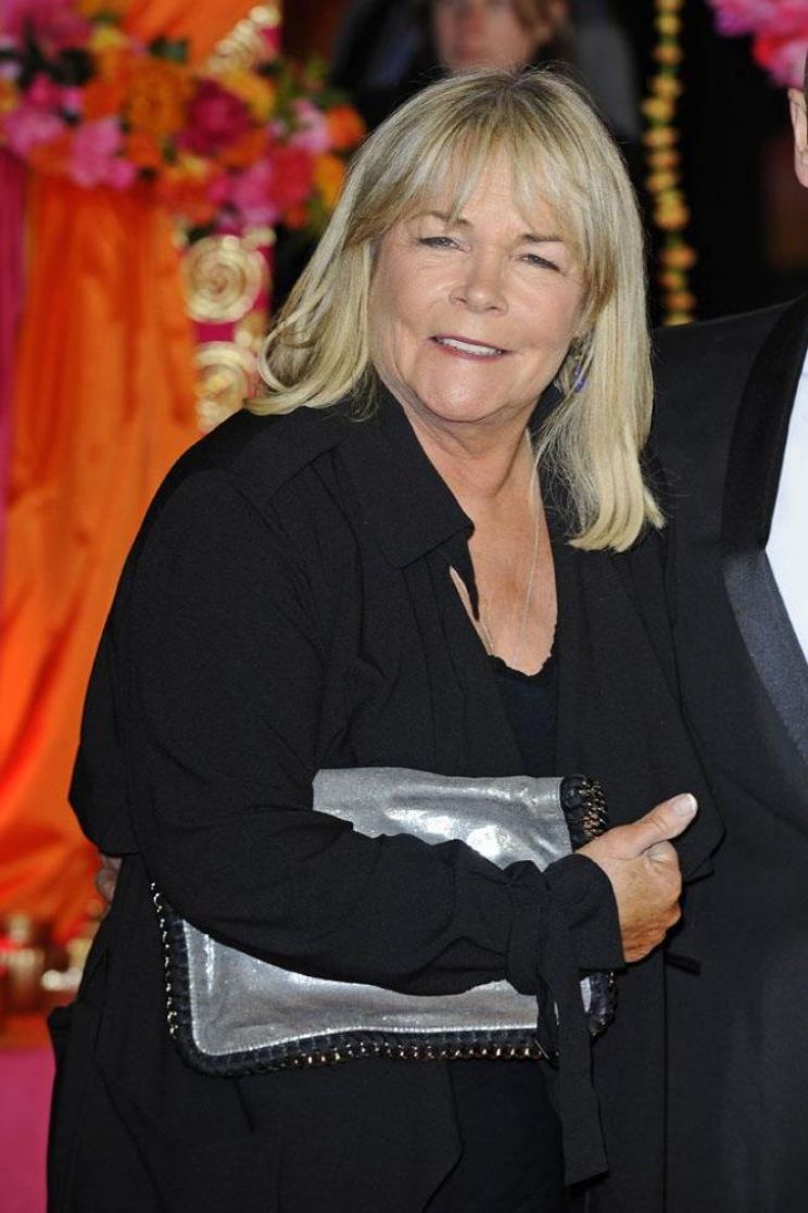 Linda Robson