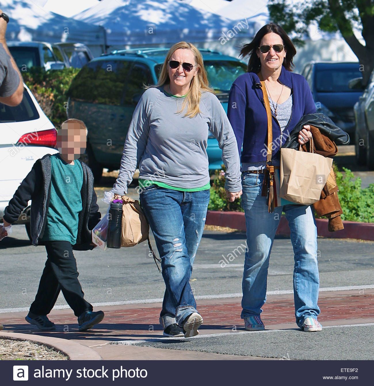 Pictures of Linda Wallem
