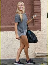 Lindsay Arnold