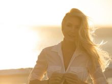 Lindsay Hanzl