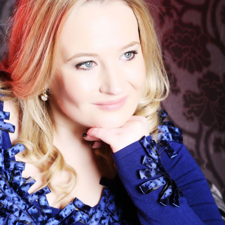 Lindsay Jones