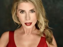 Lindsay Lamb #857680 picture (Landscape Medium)