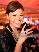 Lindsay Price photo