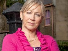 Lindsey Coulson