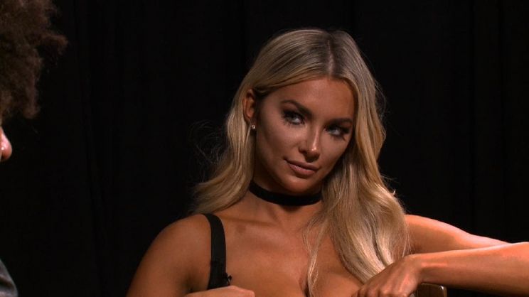 Lindsey Pelas