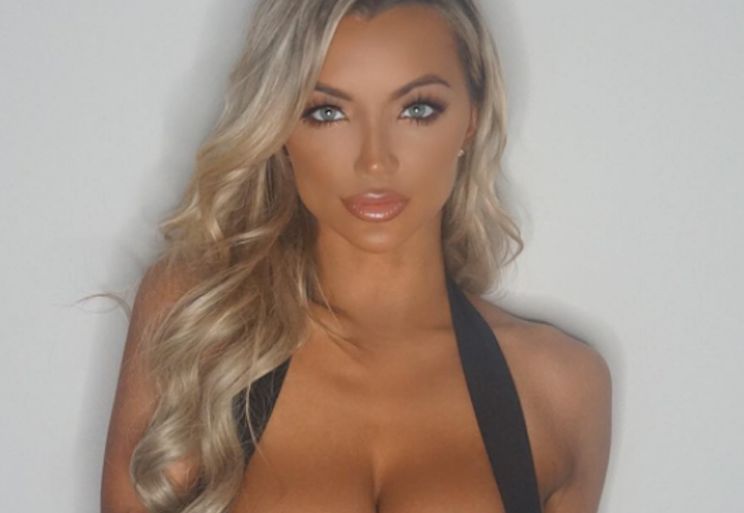 Lindsey Pelas