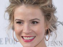 Linsey Godfrey