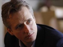 Linus Roache