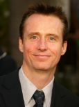 Linus Roache