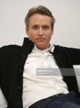 Linus Roache