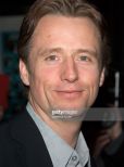 Linus Roache