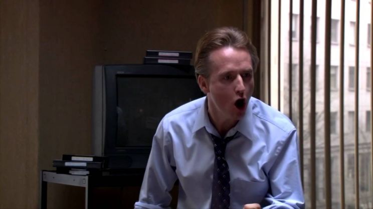 Linus Roache