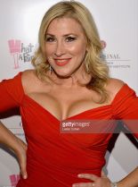 Lisa Ann Walter