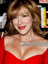 Lisa Ann Walter