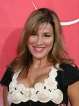 Lisa Ann Walter