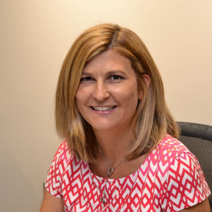 Lisa Arnold