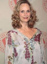 Lisa Emery photo