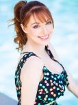 Lisa Foiles